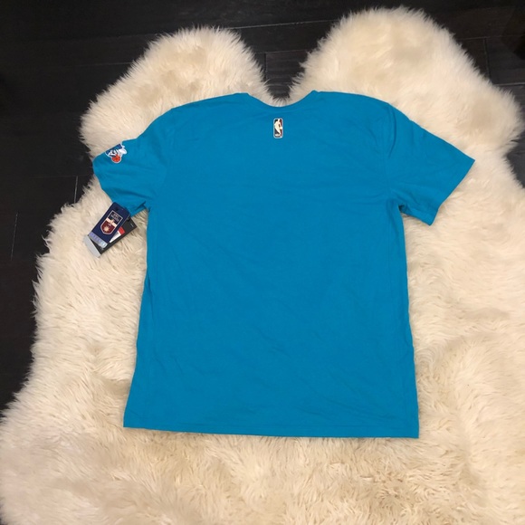 Charlotte Hornets NBA Jordan basketball shirt - Picture 6 of 7